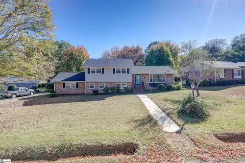 5 Beaufort St, Greenville, SC 29615
