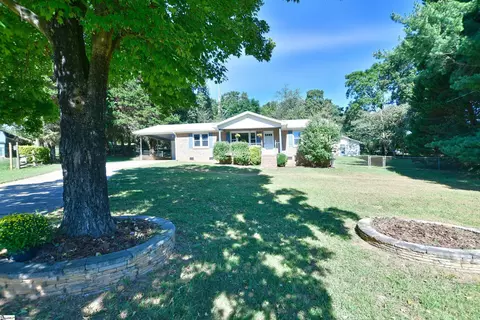 115 Bentwood Dr, Piedmont, SC 29673