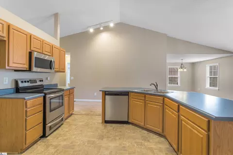 209 Rivers Edge Dr, Easley, SC 29642 photo 7