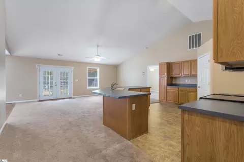 209 Rivers Edge Dr, Easley, SC 29642 photo 5