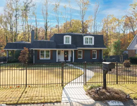4930 Maplewood Dr, Greenville, SC 29615