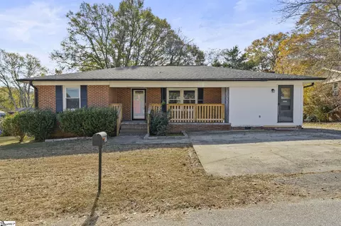 207 Zane Cir, Easley, SC 29640