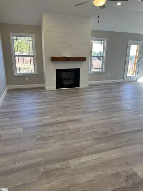 4591 Hawkins Rd, Greer, SC 29651 photo 9