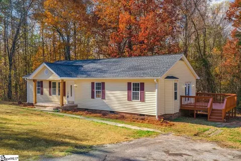 658 Mt Pleasant Estates Rd, Laurens, SC 29360