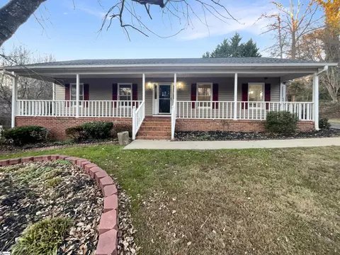 50 Dogwood Dr, Travelers Rest, SC 29690