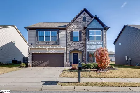 8 Chadmore St, Simpsonville, SC 29680