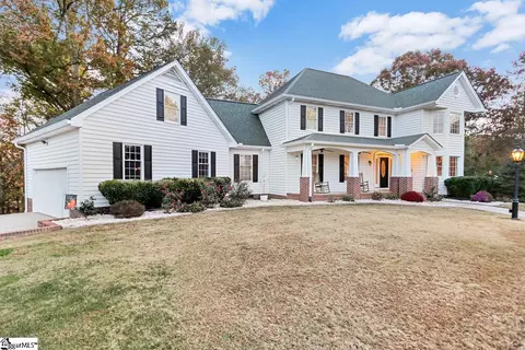 320 Viburnum Ct, Simpsonville, SC 29680