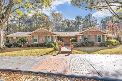 8 Wellesley Way, Greenville, SC 29615