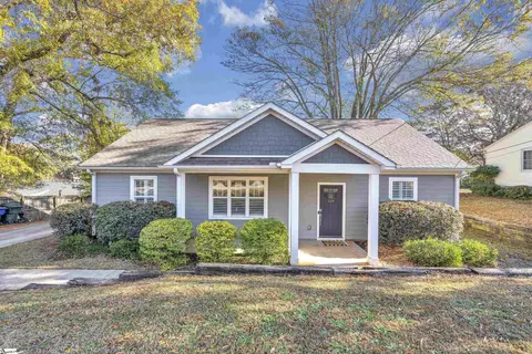 109 Oakland Dr, Greenville, SC 29607