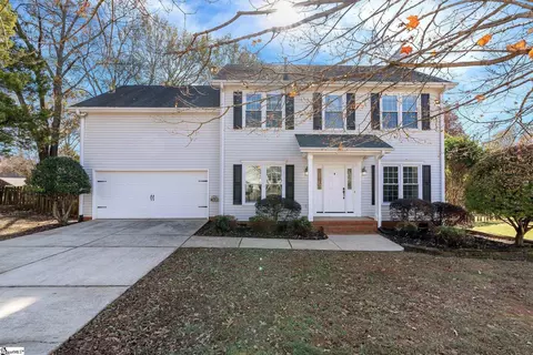 9 Summer Hill Rd, Simpsonville, SC 29681
