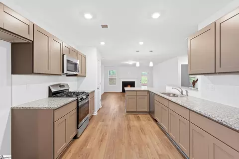Kitchen - 152 Braxton Dr #LOT 13, Moore, SC 29369 photo 1 of 2