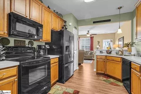 122 Xander Dr, Greer, SC 29650 photo 10