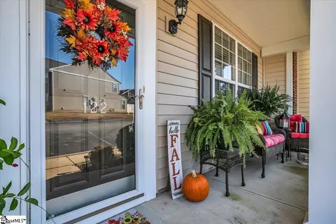 122 Xander Dr, Greer, SC 29650 photo 3