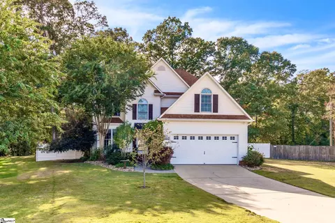 415 Dewsbury Ln, Piedmont, SC 29673