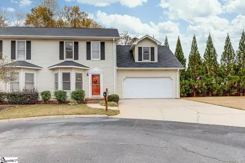 26 Corbin Ct, Taylors, SC 29687