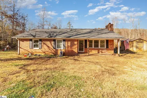 990 Gravley Rd, Pickens, SC 29671