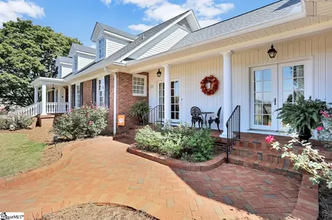 109 Ascot Dr, Greer, SC 29651 photo 2