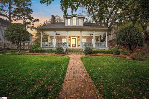 71 Woodvale Ave, Greenville, SC 29605