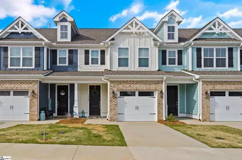 327 Stirrup Ct, Greer, SC 29651 photo 2