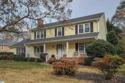 104 Berrywood Ct, Greer, SC 29650
