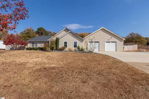 243 Ellison Rd, Lyman, SC 29365