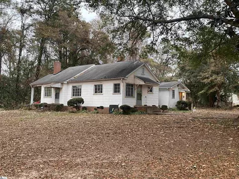 101 Apalache Duncan Rd, Greer, SC 29651