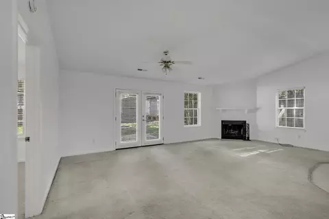 142 W Celestial Dr, Greer, SC 29651 photo 5