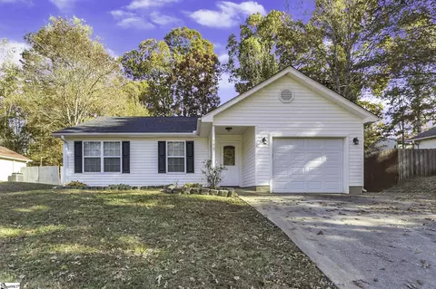 142 W Celestial Dr, Greer, SC 29651