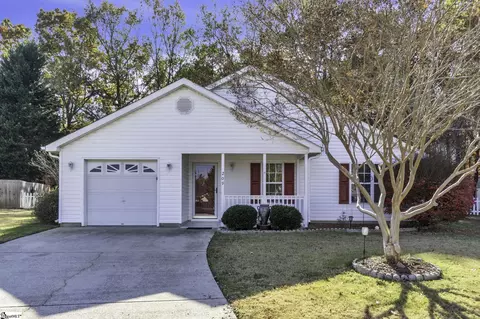 209 Dexter Bend Ct, Fountain Inn, SC 29644