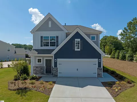 4 Fennec Dr, Fountain Inn, SC 29644