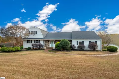 200 Green Leaf Dr, Piedmont, SC 29673