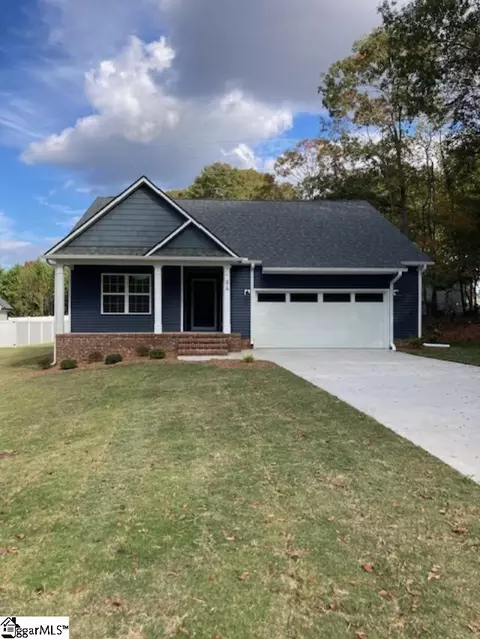 94 Baldwin Cir, Mauldin, SC 29662
