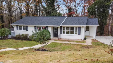 1051 E Perry Rd, Greenville, SC 29609