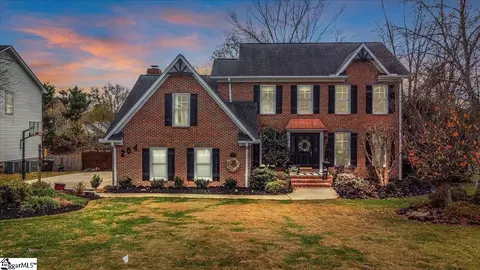 204 Lytle St, Greer, SC 29650