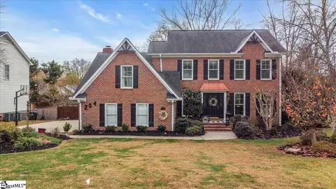 204 Lytle St, Greer, SC 29650 photo 2