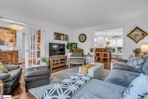 204 Lytle St, Greer, SC 29650 photo 6