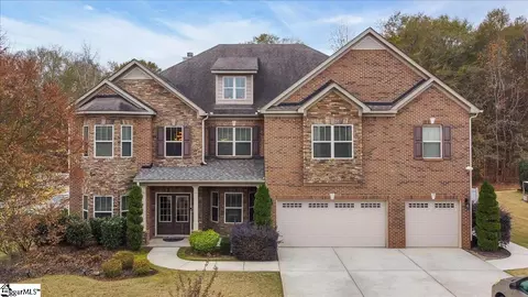 116 Beaumaris Ln, Simpsonville, SC 29681
