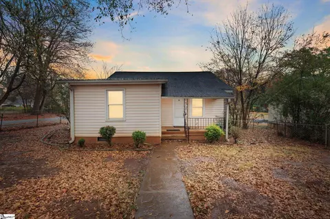 112 Lester Ave, Greenville, SC 29617