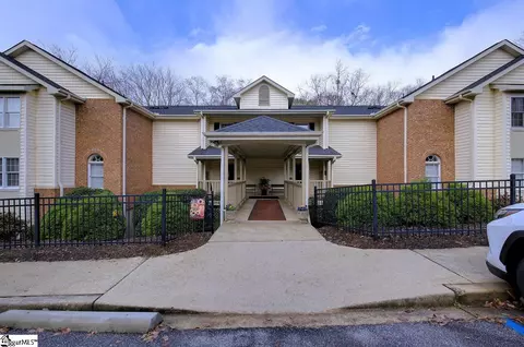 103 Swansgate Pl, Greenville, SC 29605