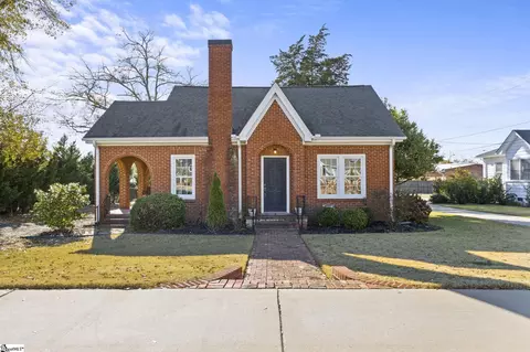 402 S Weston St, Fountain Inn, SC 29644