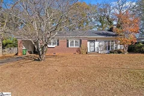 102 Fleming Dr, Greer, SC 29650