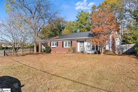 102 Fleming Dr, Greer, SC 29650 photo 2