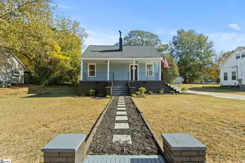 40 Duke St, Greenville, SC 29605