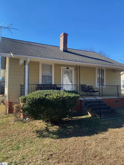 19 Bryant St, Greenville, SC 29611