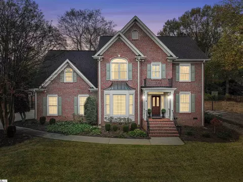 329 Parkside Dr, Simpsonville, SC 29681