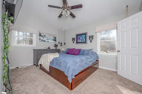 111 Beaver Creek Ct, Marietta, SC 29661 photo 9
