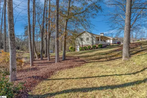 111 Beaver Creek Ct, Marietta, SC 29661 photo 3