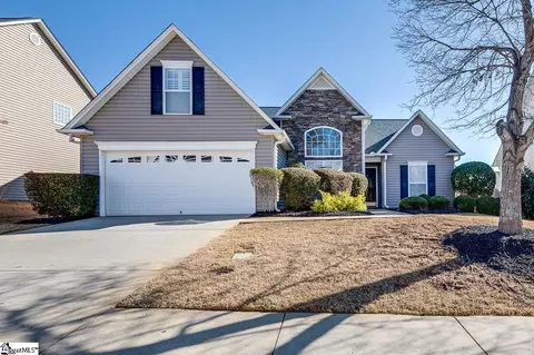 9 Mercer Dr, Simpsonville, SC 29681