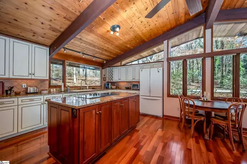 548 Howard Gap Rd, Tryon, NC 28782 photo 13