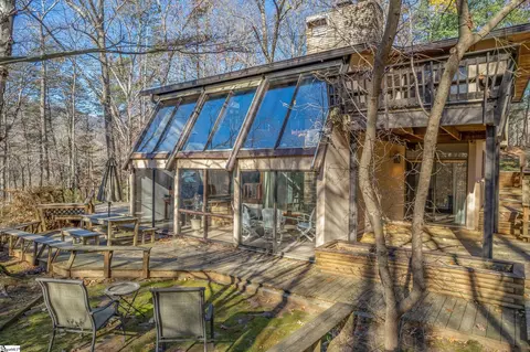 548 Howard Gap Rd, Tryon, NC 28782 photo 2